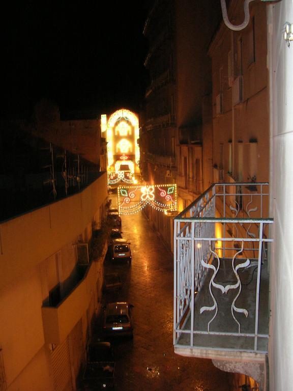 Casa Vacanze Trapani Via Merce Luaran gambar