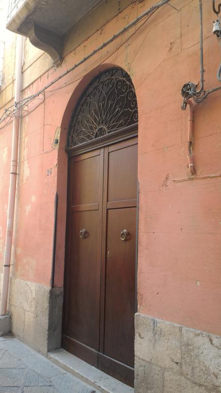 Casa Vacanze Trapani Via Merce Luaran gambar